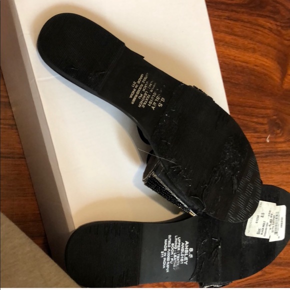 Steve Madden Sandals! - Picture 3 of 3